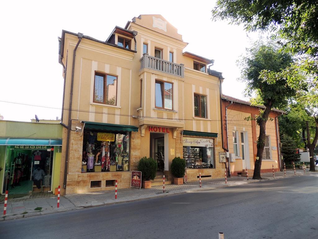 Guest House Solo Shumen Exterior foto